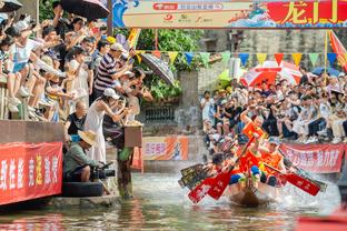 Lão Lý: Hayden đã làm cho hạt tiêu tốt hơn, Zubatz gần đây trở nên không thể tin được, và hoàn toàn là nhờ Hayden.